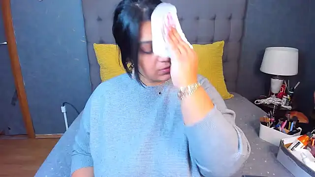 AmyCubes online show from 01/14/26, 06:22