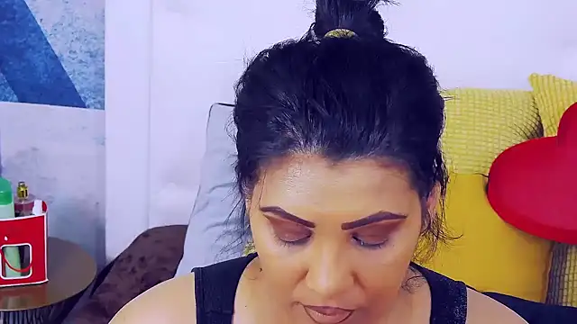 AmyCubes online show from 06/19/26, 02:01