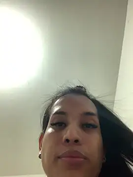 Emiily Miller online show from 12/20/24, 01:58