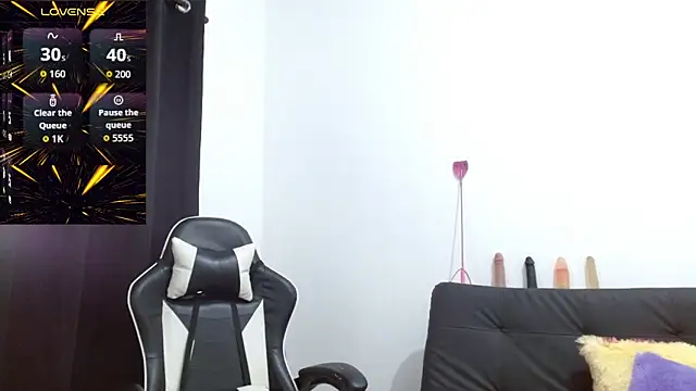 Kiara-Rider online show from 10/25/25, 06:30