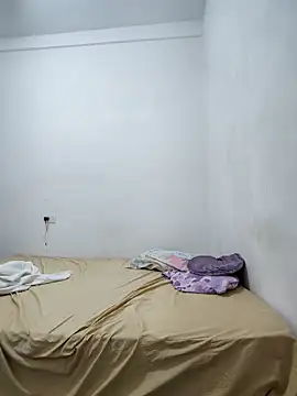 Snapshot of Wasabi_68- chatting on 03/10/25, 09:18 Wasabi 68- online show from 03/10/25, 09:18