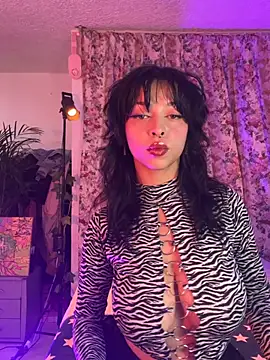 Kitty arts online show from 06/14/26, 05:25
