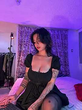 Kitty arts online show from 05/24/26, 04:40