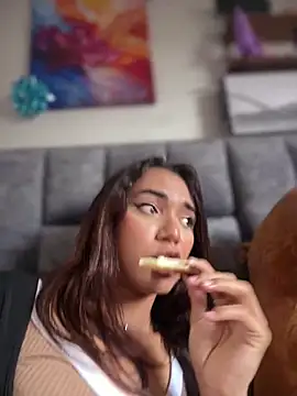 Nikol Rang   online show from 12/16/25, 06:23