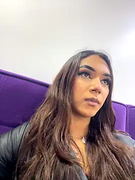 Nikol Rang   online show from 10/02/25, 07:17