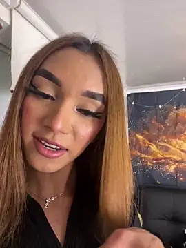 Nikol Rang   online show from 03/21/25, 05:00