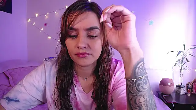 Lu perez online show from 11/03/25, 05:16