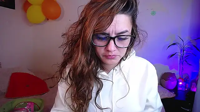 Lu perez online show from 11/29/25, 03:06