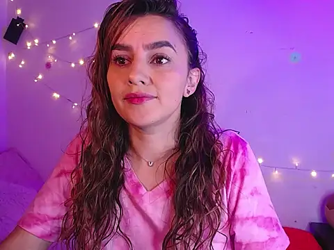 Lu perez online show from 11/10/25, 06:13