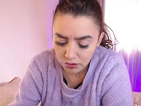 Lu perez online show from 10/14/25, 05:13