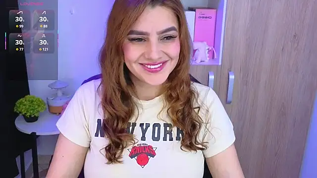 Snapshot of Lu_perez chatting on 07/11/26, 02:12 Lu perez online show from 07/11/26, 02:12
