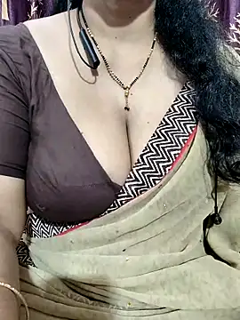 bhuvana555 online show from 02/20/25, 08:47