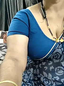 bhuvana555 online show from 02/03/26, 06:51