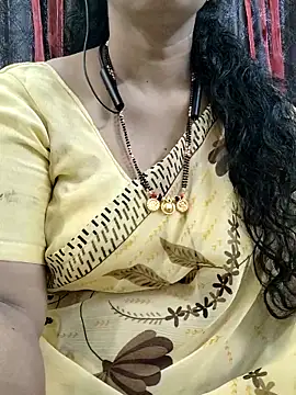 bhuvana555 online show from 09/16/25, 04:35