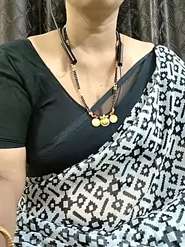 bhuvana555 online show from 09/27/25, 06:25