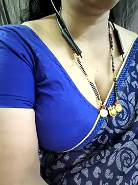 bhuvana555 online show from 05/15/26, 04:43
