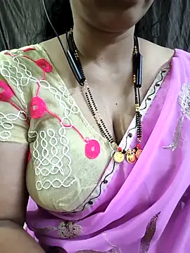 bhuvana555 online show from 04/15/26, 05:06