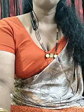 bhuvana555 online show from 10/26/25, 05:02