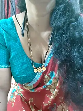 bhuvana555 online show from 10/24/25, 04:11