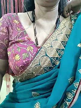 bhuvana555 online show from 12/19/25, 04:27