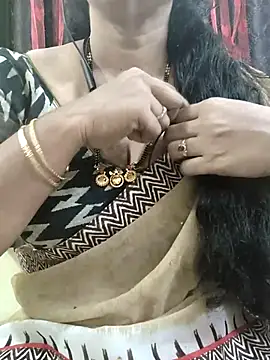 bhuvana555 online show from 10/30/25, 04:33