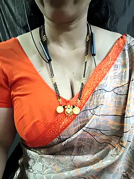 bhuvana555 online show from 04/10/26, 04:47