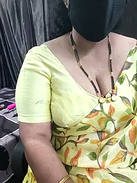 bhuvana555 online show from 02/13/26, 05:46