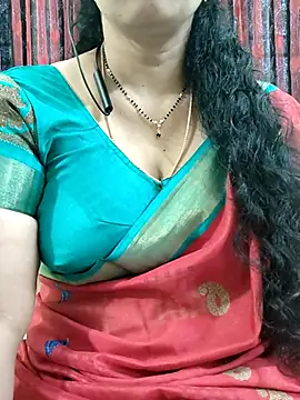 bhuvana555 online show from 11/22/25, 04:55