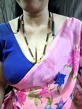 bhuvana555 online show from 04/16/26, 04:46