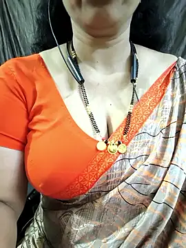 bhuvana555 online show from 05/17/26, 05:07