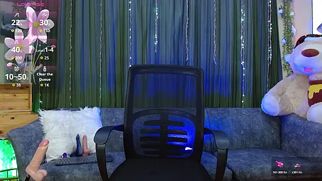 oriana thomson2 online show from 11/21/25, 10:31