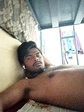 Snapshot of king8580 chatting on 10/02/25, 03:32 king8580 online show from 10/02/25, 03:32