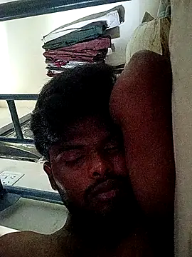 Snapshot of king8580 chatting on 11/06/25, 05:00 king8580 online show from 11/06/25, 05:00