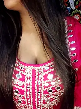 Snapshot of Sreya213 chatting on 02/26/26, 05:57 Sreya213 online show from 02/26/26, 05:57