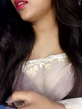 Snapshot of Sreya213 chatting on 04/10/26, 07:10 Sreya213 online show from 04/10/26, 07:10