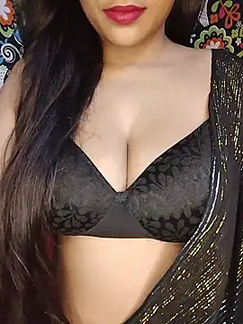 Sreya213 online show from 05/27/26, 04:47