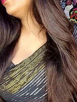 Snapshot of Sreya213 chatting on 03/27/26, 06:42 Sreya213 online show from 03/27/26, 06:42