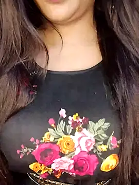 Snapshot of Sreya213 chatting on 02/24/26, 06:31 Sreya213 online show from 02/24/26, 06:31