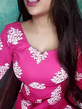 Snapshot of Sreya213 chatting on 10/21/25, 07:52 Sreya213 online show from 10/21/25, 07:52