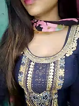 Snapshot of Sreya213 chatting on 01/30/25, 08:53 Sreya213 online show from 01/30/25, 08:53