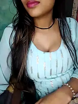 Snapshot of Sreya213 chatting on 01/10/25, 03:37 Sreya213 online show from 01/10/25, 03:37