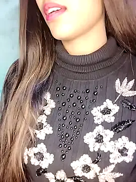 Snapshot of Sreya213 chatting on 01/04/25, 09:09 Sreya213 online show from 01/04/25, 09:09