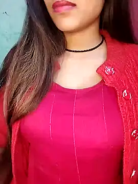 Snapshot of Sreya213 chatting on 12/31/24, 03:31 Sreya213 online show from 12/31/24, 03:31