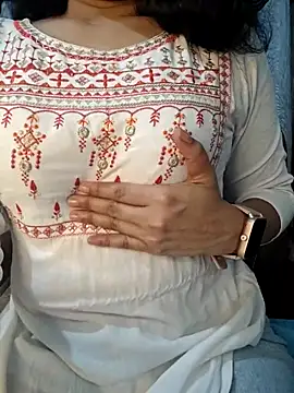 Rina777o online show from 03/31/26, 12:01