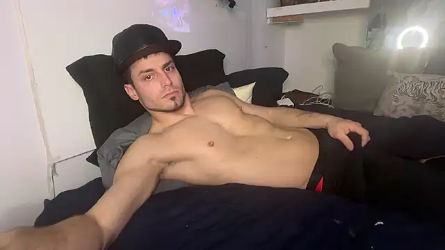 hot shot 13 online show from 01/11/26, 06:20