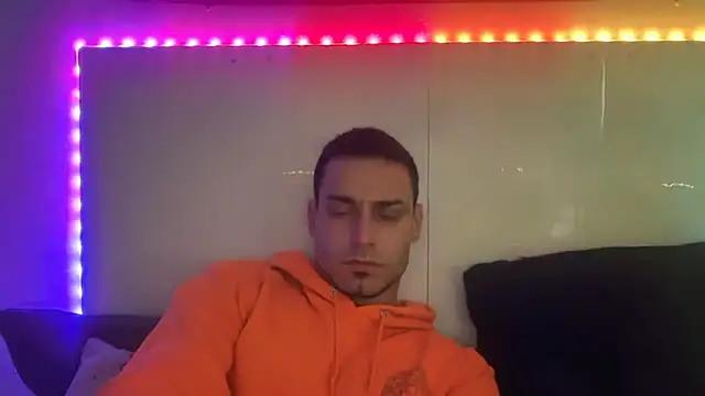 hot shot 13 online show from 11/17/25, 05:17