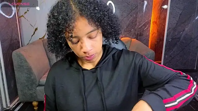 Violeth b online show from 11/08/25, 12:52