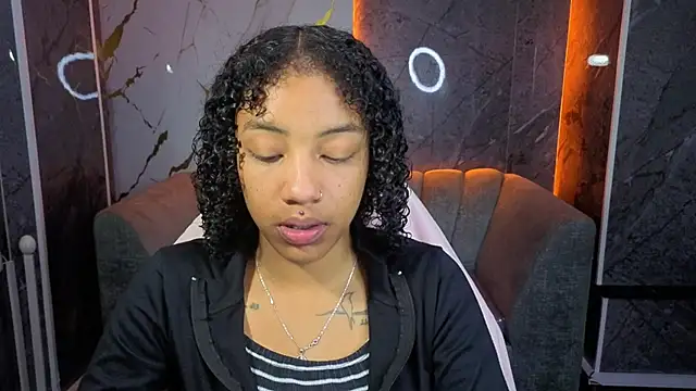 Violeth b online show from 11/12/25, 12:42