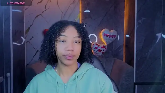 Violeth b online show from 02/11/26, 01:00