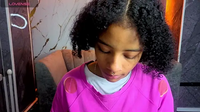 Violeth b online show from 11/15/25, 12:42